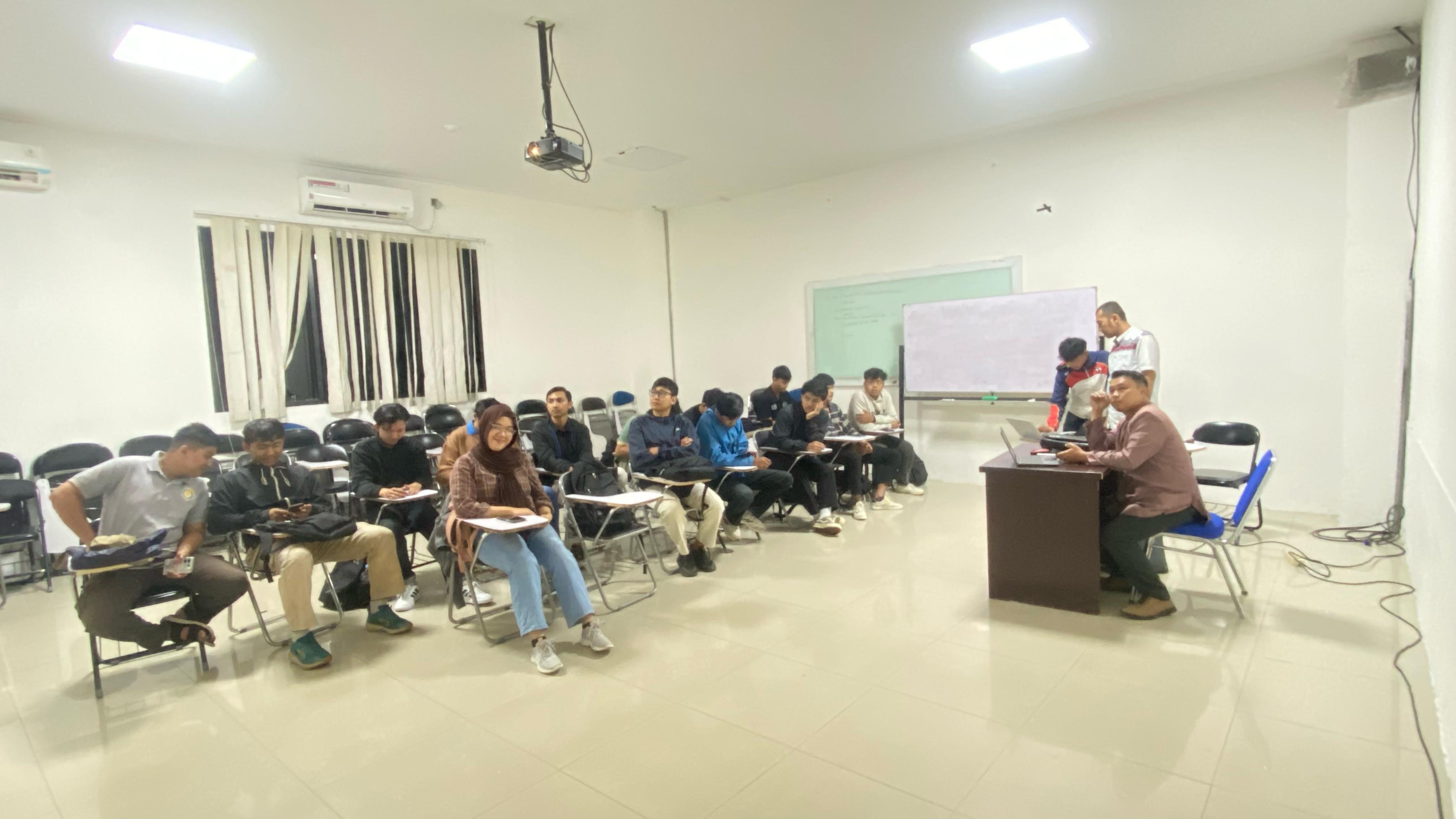 AL ISLAM DAN KEMUHAMMADIYAHAN IV (KELAS B,C) TEKNIK INDUSTRI SMT GENAP TA 2024/2025