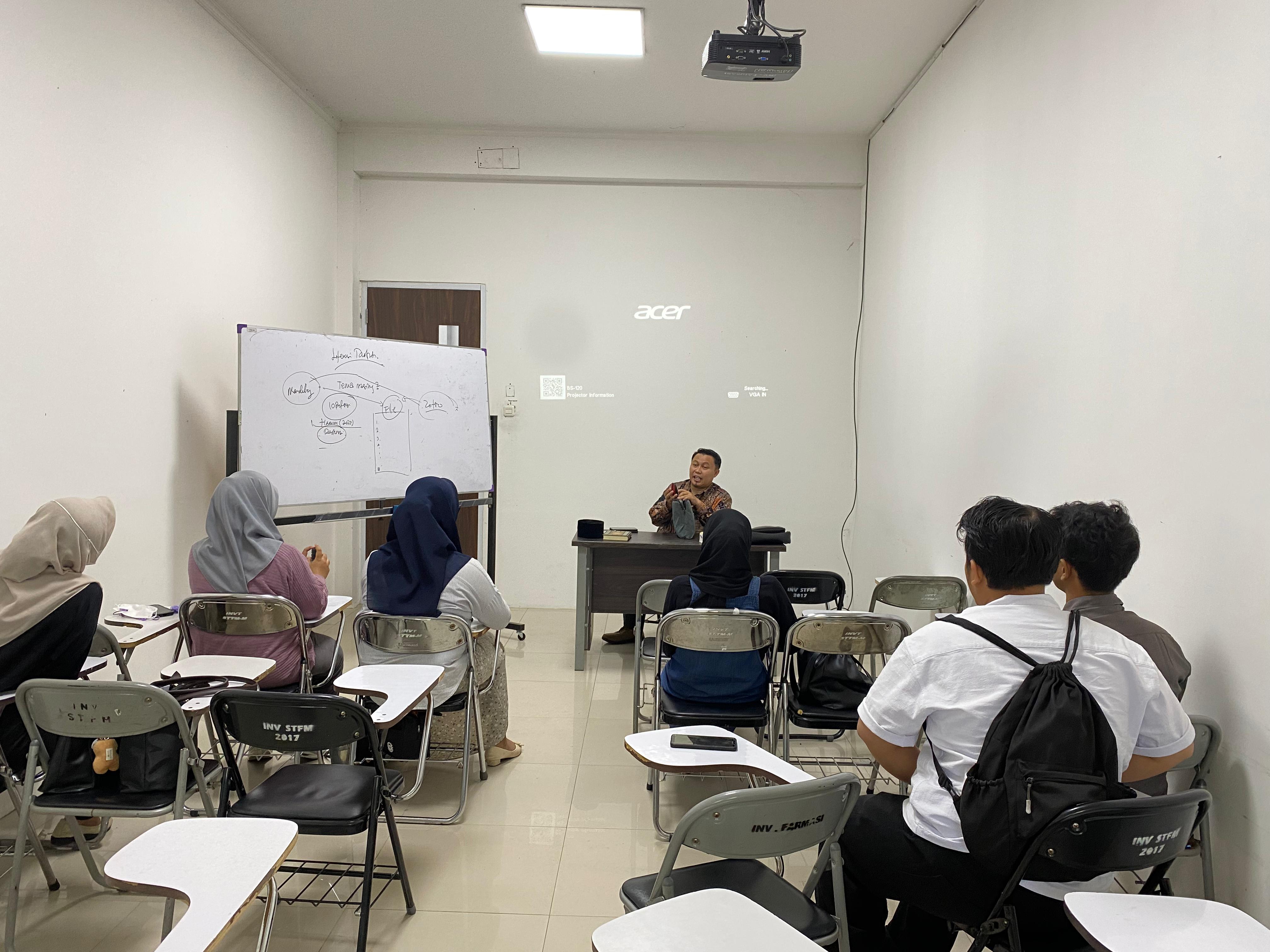 D3 Farmasi - AIK V (Islam Multidisipliner)